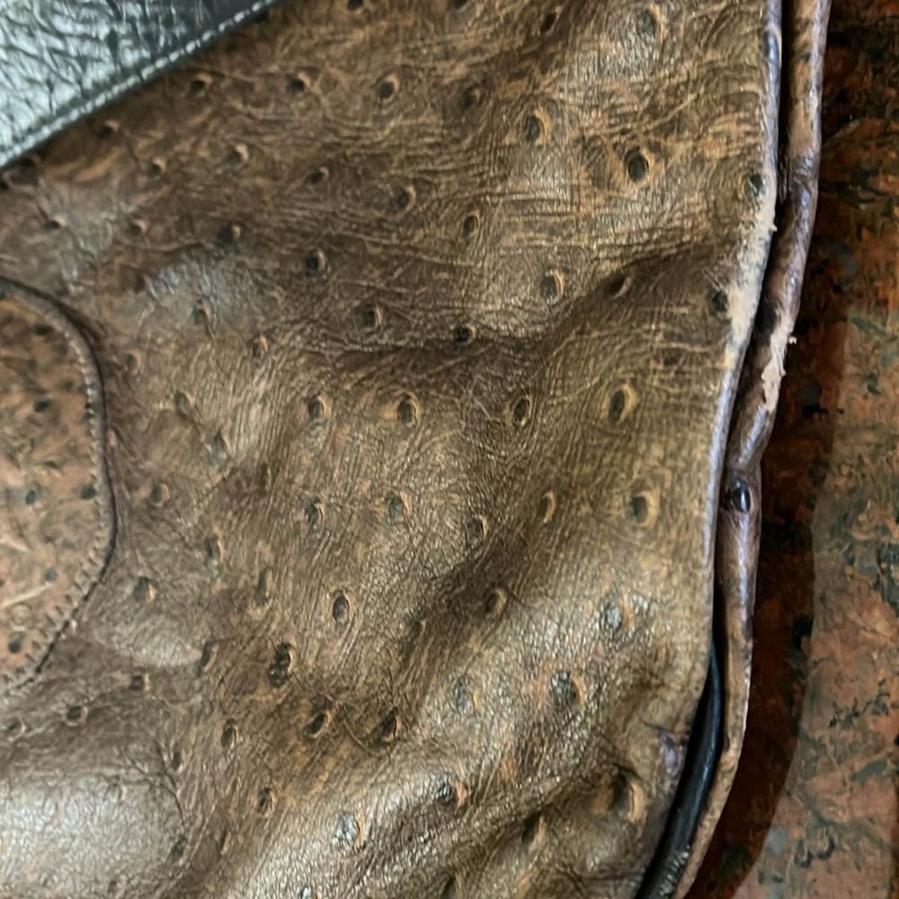 Carlos Falchi Crossbody Genuine Leather and Leather Lined - Picture 11 of 15